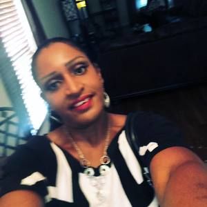 Meet your Posher, Clarinda